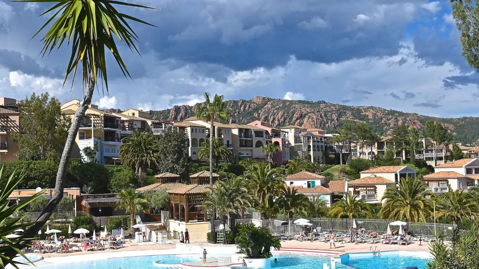 Apartment Village Cap Esterel - Le Village-7 By Interhome Saint-Raphaël